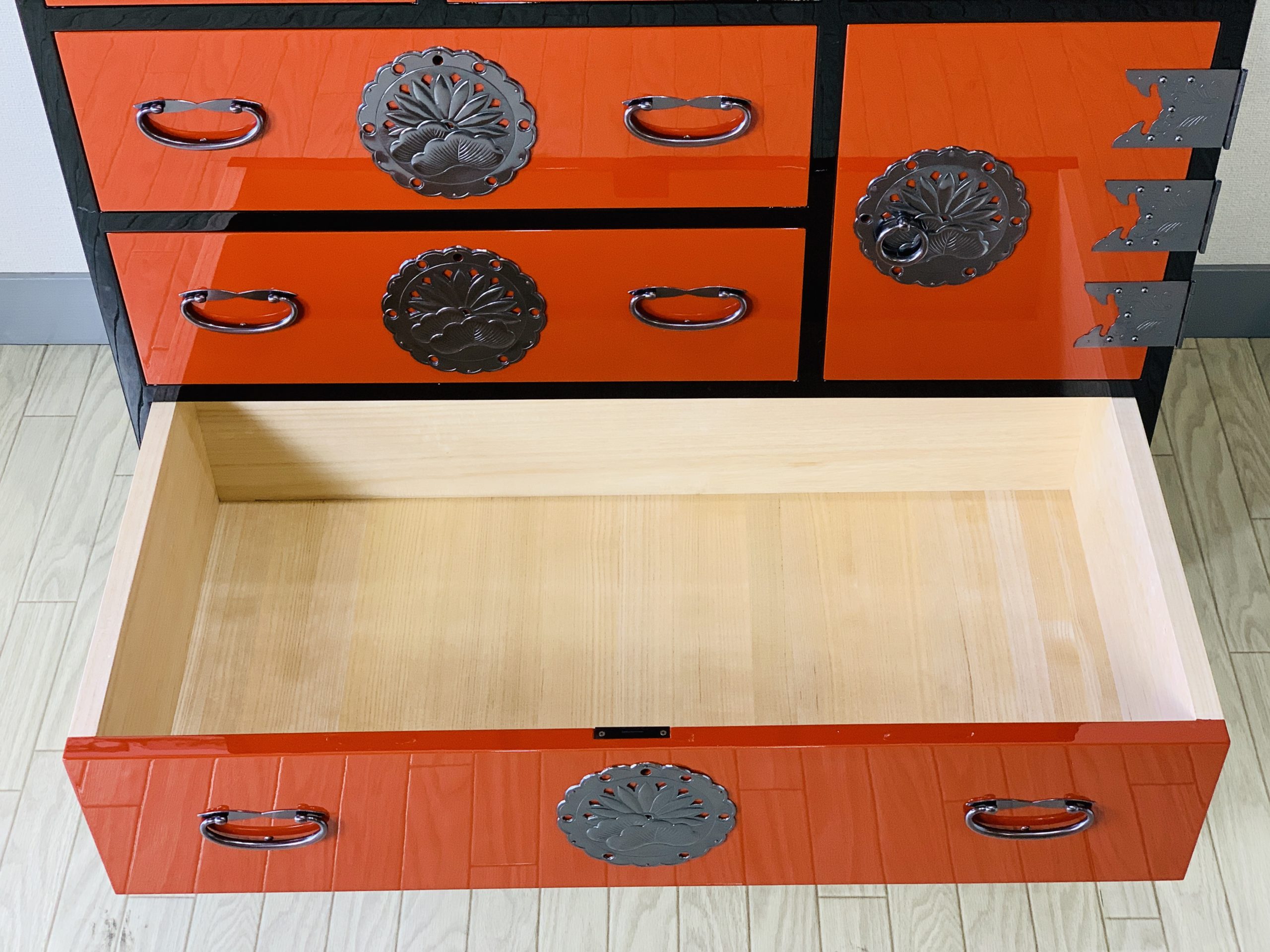 Japanese traditional craft] Nihonmatsu Traditional Furniture – 30 